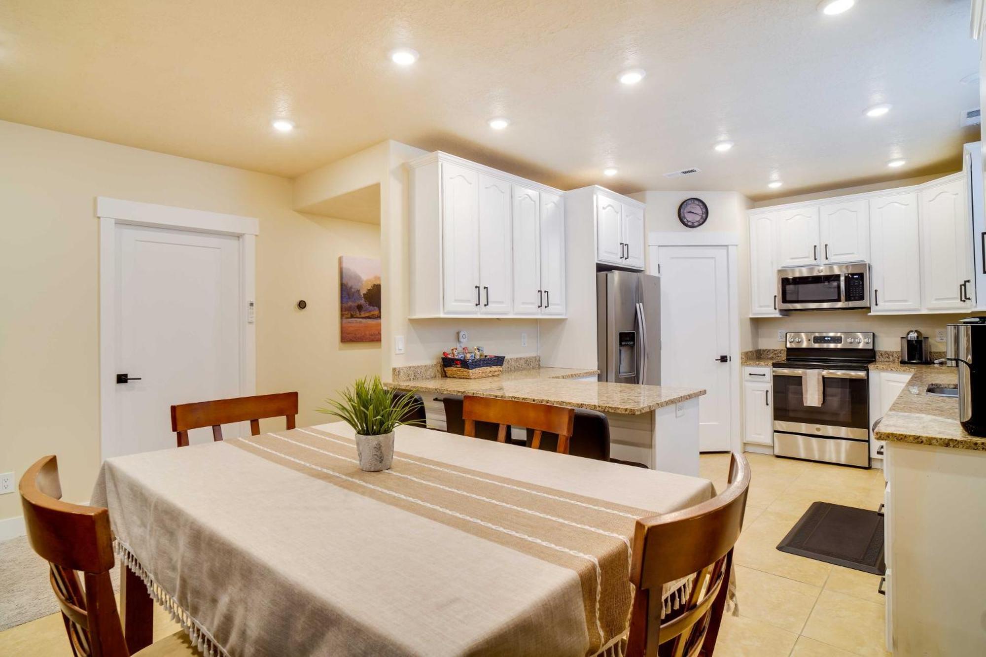 Contemporary Home With Grill Near Utah Lake! Saratoga Springs Εξωτερικό φωτογραφία
