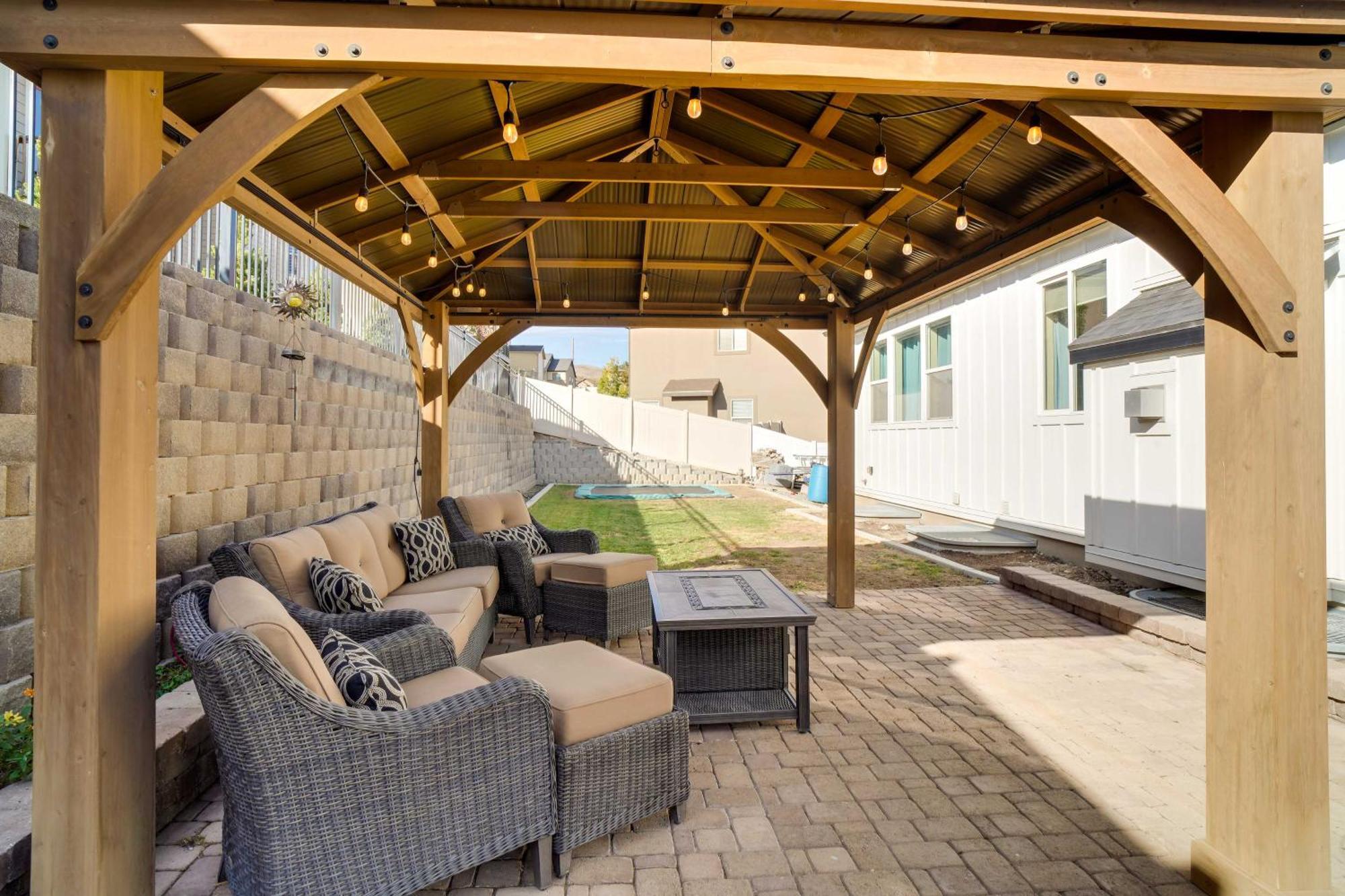 Contemporary Home With Grill Near Utah Lake! Saratoga Springs Εξωτερικό φωτογραφία